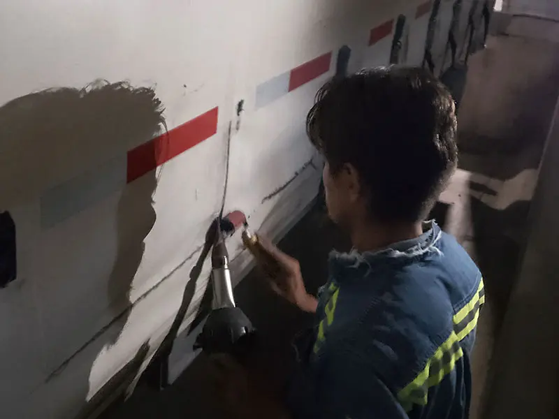 Mantenimiento y reparación profesional de lonas y estructuras
